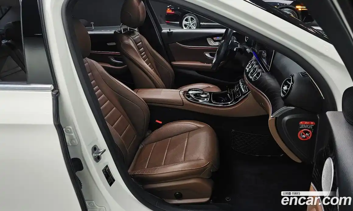 Mercedes-Benz E-Class 2019 2.0 гидро, фото 10