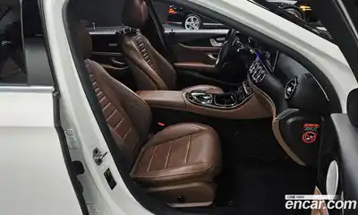 Mercedes-Benz E-Class 2019 2.0 гидро, миниатюра 10
