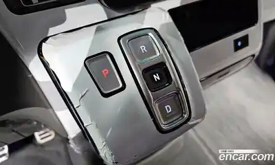 Hyundai Staria 2024 2.2 гидро, миниатюра 9