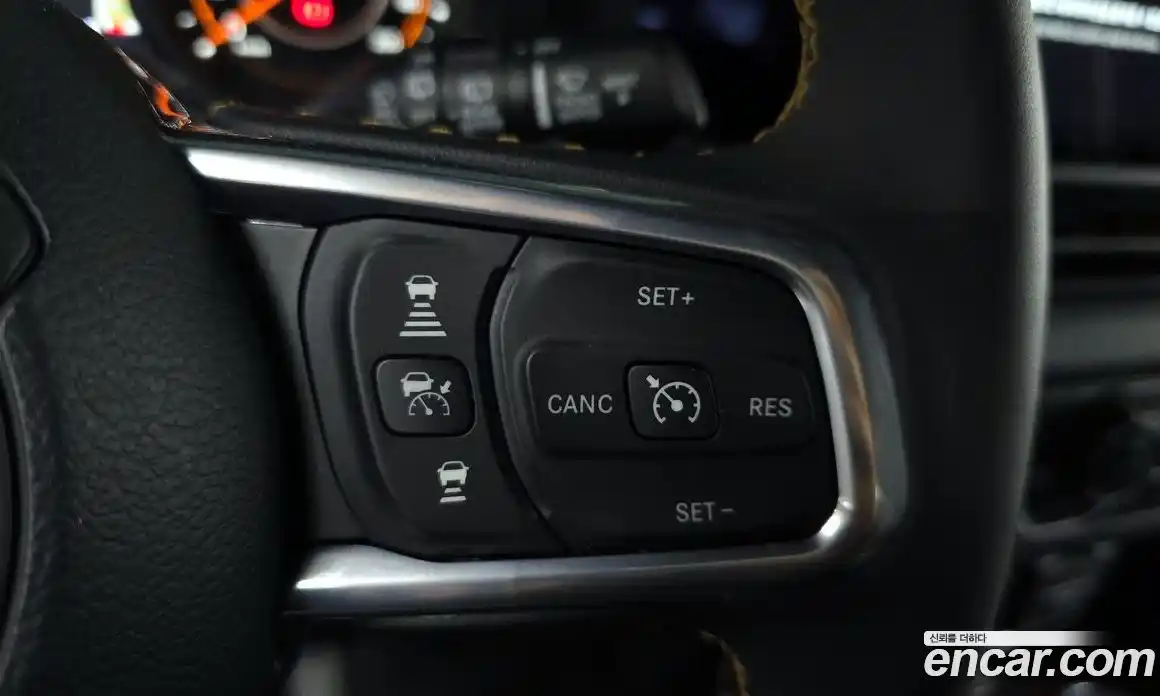 Jeep Wrangler 2024 2.0 автомат (гидро), фото 24