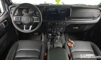Jeep Wrangler 2024 2.0 автомат (гидро), миниатюра 10