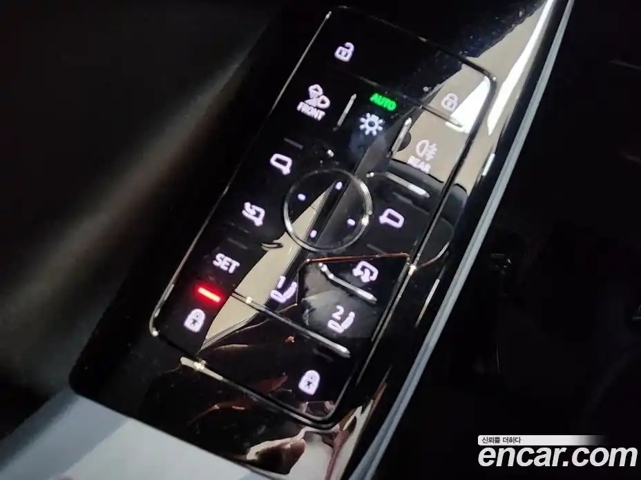 Audi Q6 e-tron 2025 автомат (гидро), фото 16
