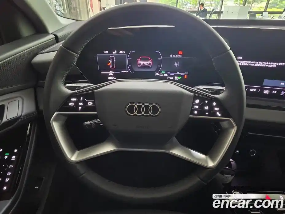 Audi Q6 e-tron 2025 автомат (гидро), фото 17