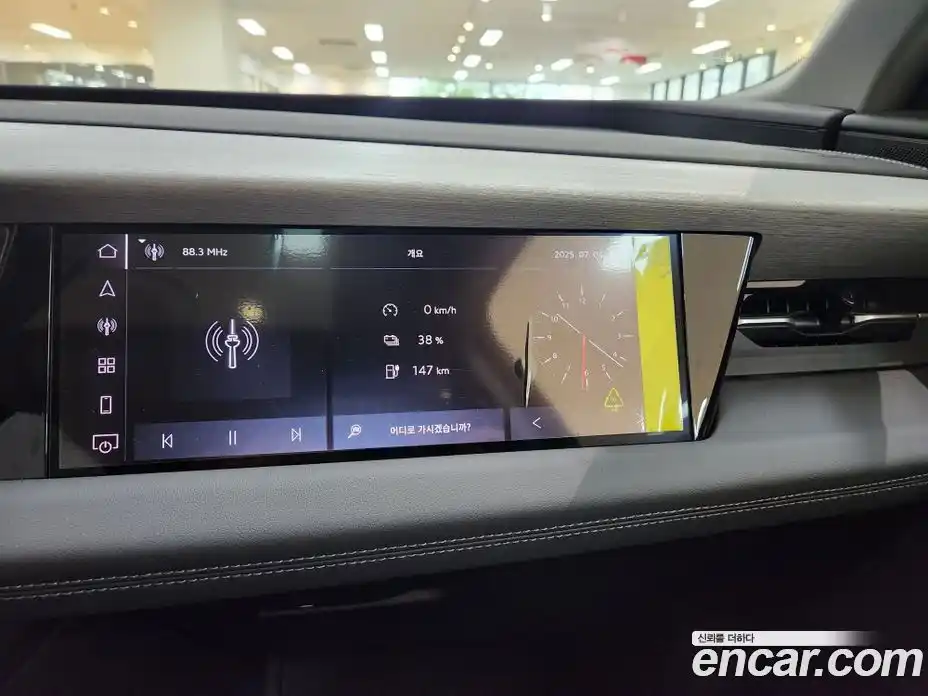 Audi Q6 e-tron 2025 автомат (гидро), фото 19