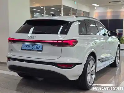 Audi Q6 e-tron 2025 автомат (гидро), миниатюра 2