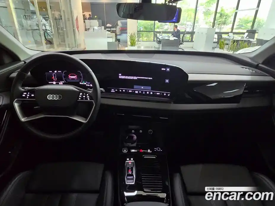 Audi Q6 e-tron 2025 автомат (гидро), фото 7