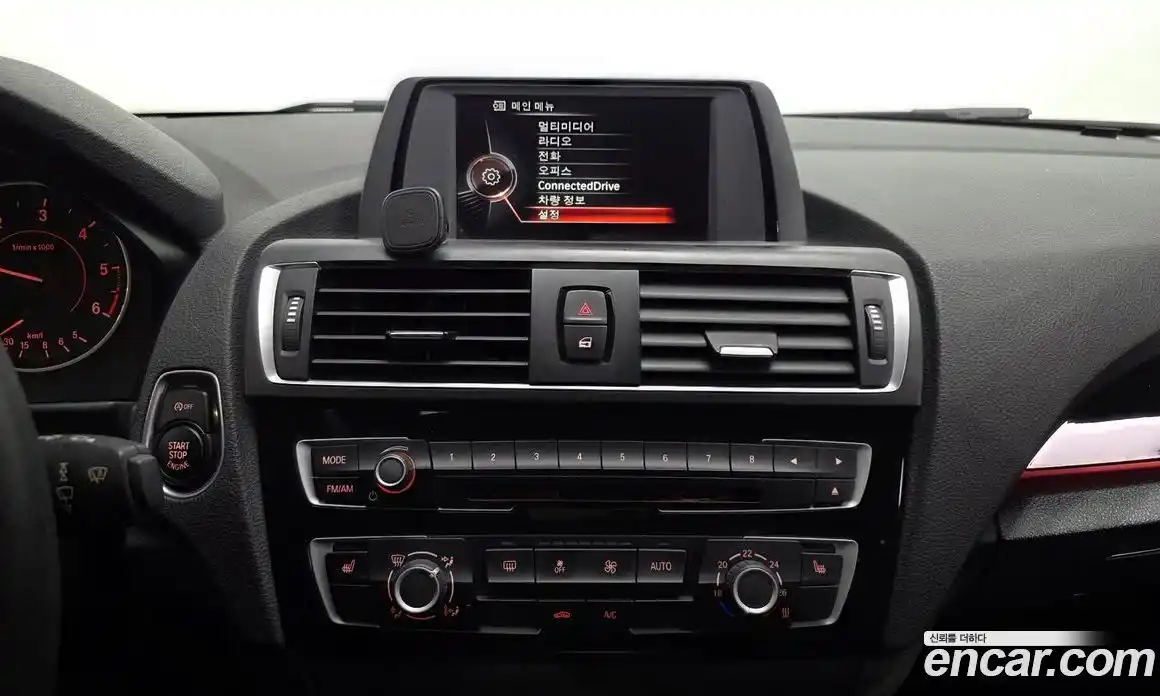 BMW 1 серия 2015 2.0 автомат (гидро), фото 14