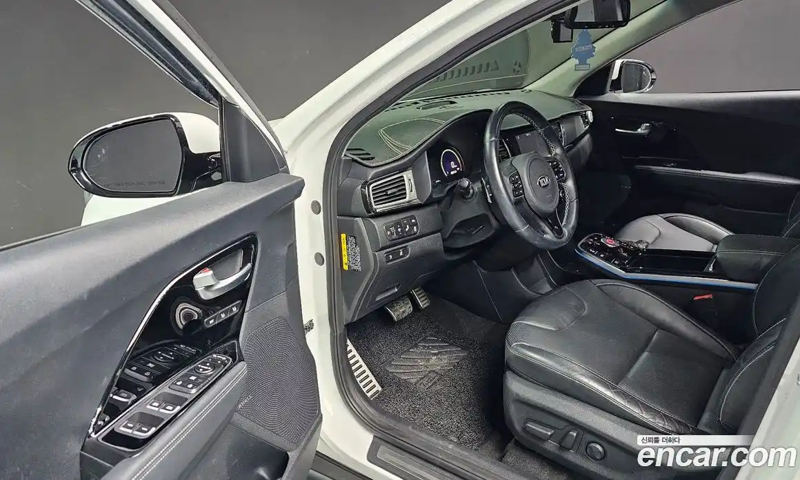 Kia Niro 2020 0.2 гидро, фото 11
