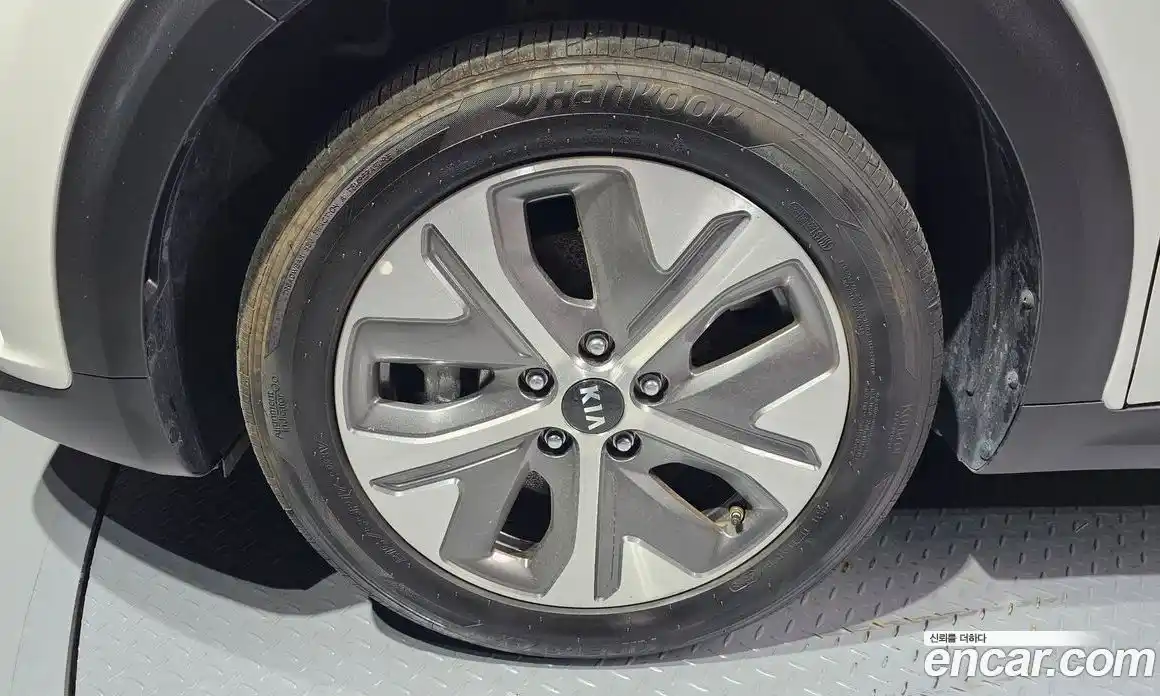 Kia Niro 2020 0.2 гидро, фото 5