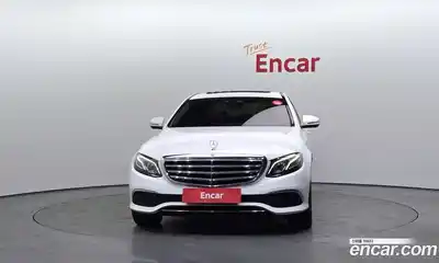 Mercedes-Benz E-Class 2017 1.9 гидро, миниатюра 3