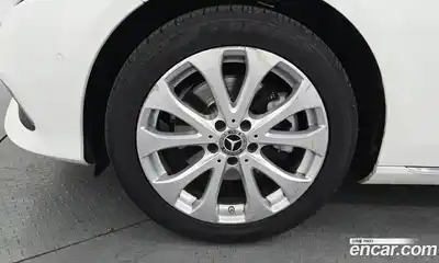 Mercedes-Benz E-Class 2017 1.9 гидро, миниатюра 5