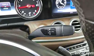Mercedes-Benz E-Class 2017 1.9 гидро, миниатюра 9