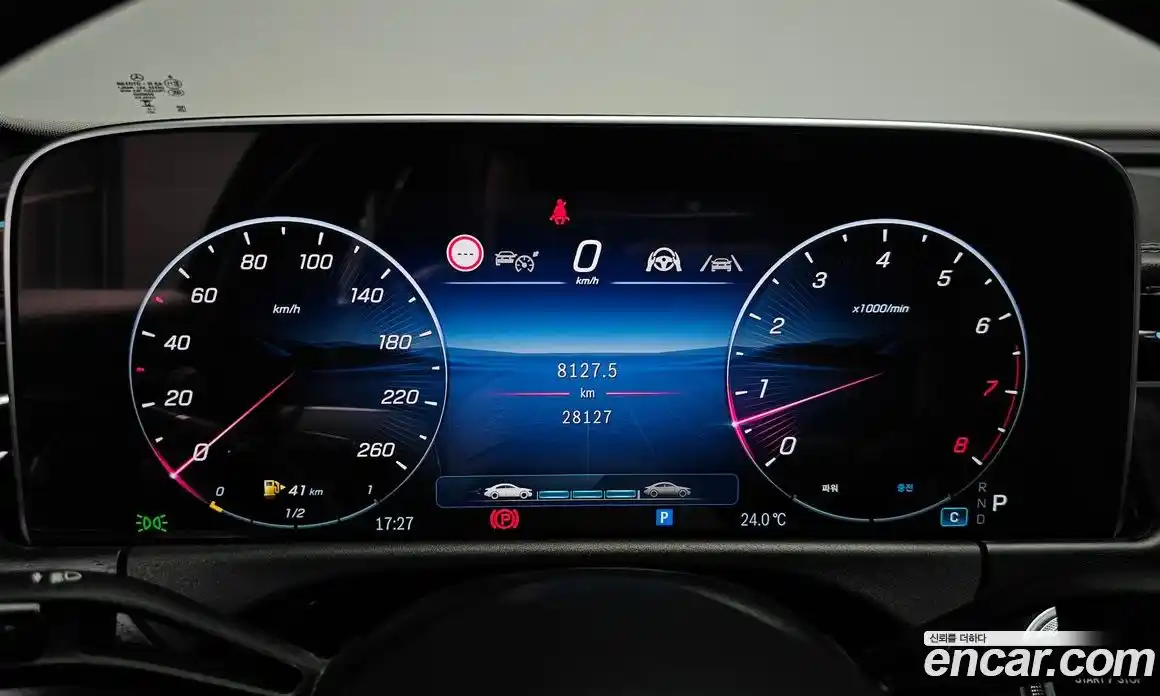 Mercedes-Benz E-Class 2024 2.0 гидро, фото 11