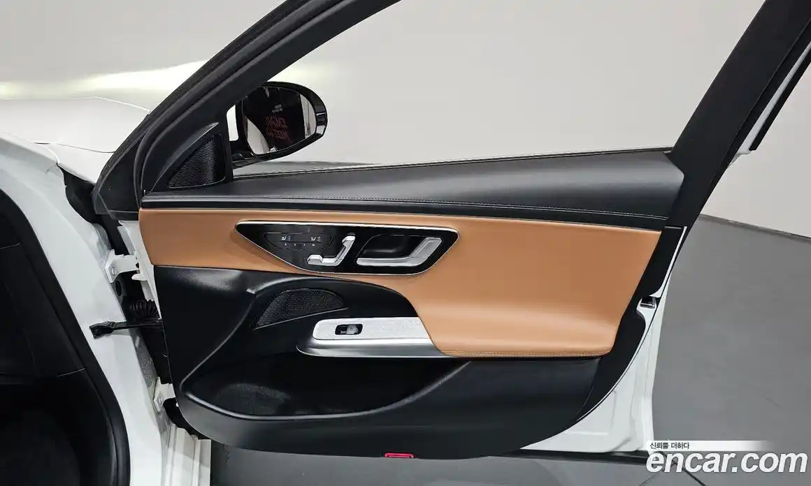 Mercedes-Benz E-Class 2024 2.0 гидро, фото 14