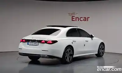 Mercedes-Benz E-Class 2024 2.0 гидро, миниатюра 2