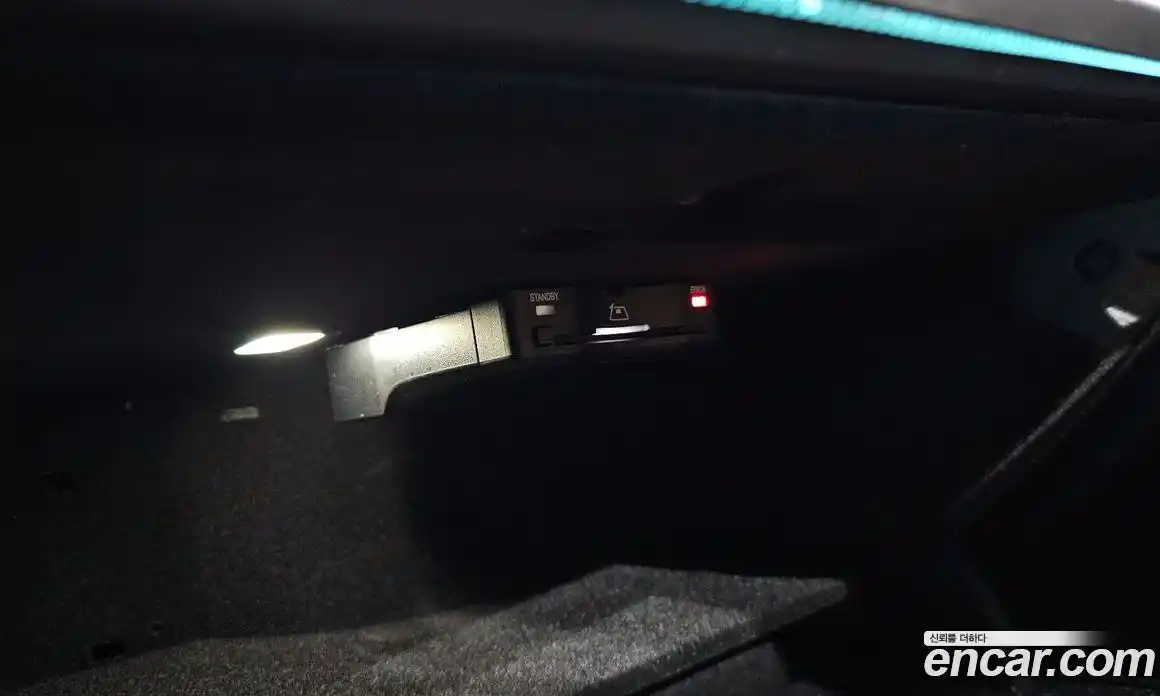 Mercedes-Benz E-Class 2024 2.0 гидро, фото 35