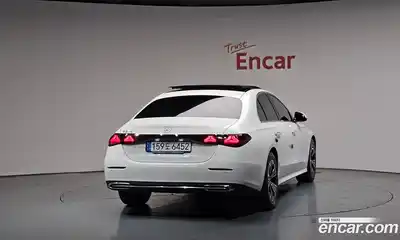 Mercedes-Benz E-Class 2024 2.0 гидро, миниатюра 4