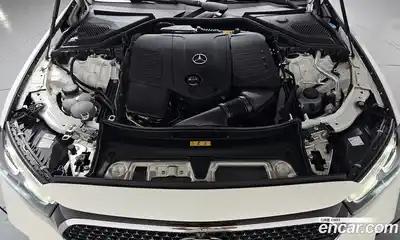 Mercedes-Benz E-Class 2024 2.0 гидро, миниатюра 6