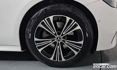 Mercedes-Benz E-Class 2024 2.0 гидро, миниатюра 7