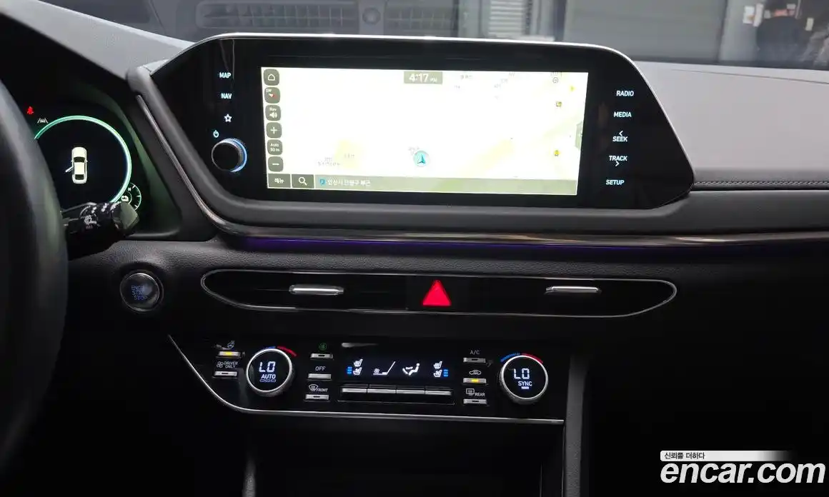 Hyundai Sonata 2023 2.0 автомат (гидро), фото 23