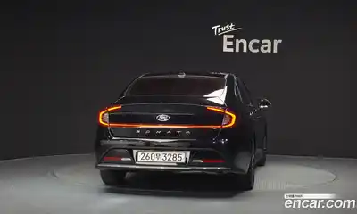 Hyundai Sonata 2023 2.0 автомат (гидро), миниатюра 4