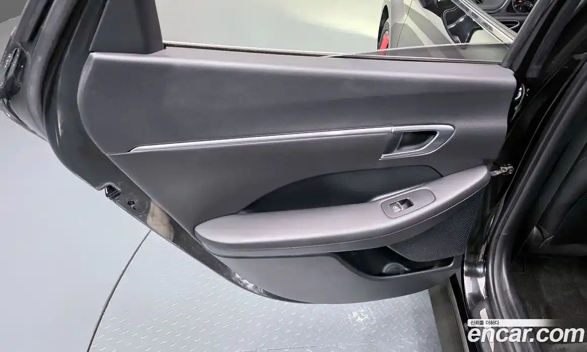 Hyundai Sonata 2021 2.0 автомат (гидро), фото 15