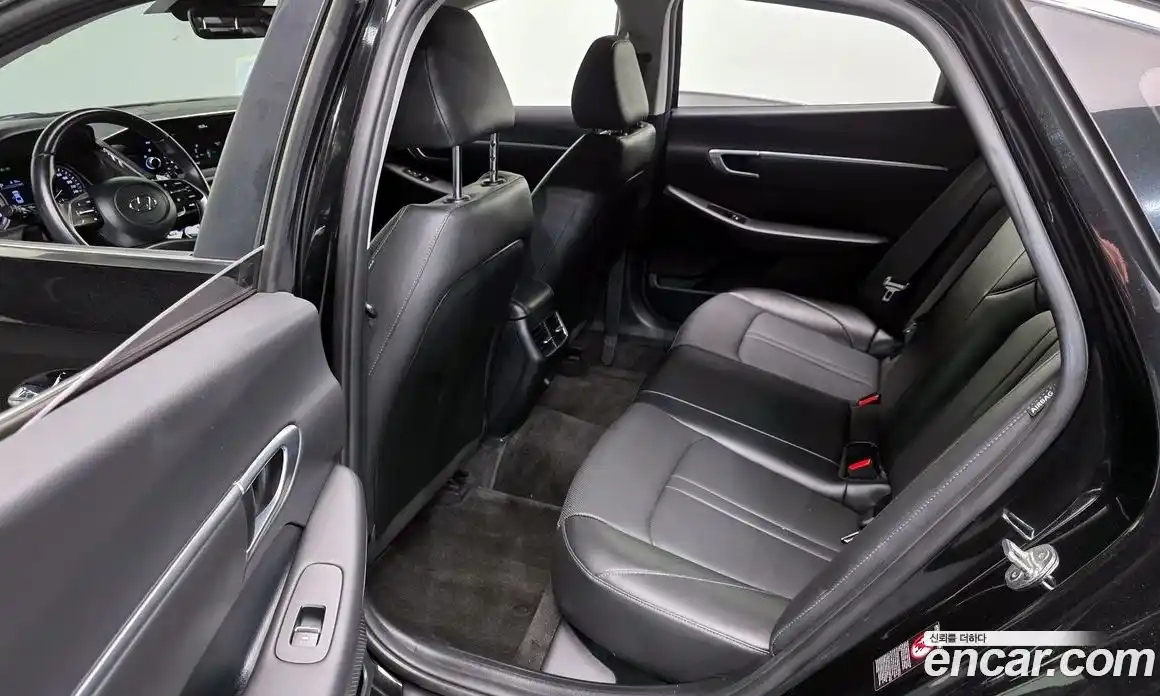 Hyundai Sonata 2021 2.0 автомат (гидро), фото 18