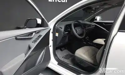Kia Niro 2022 1.6 автомат (гидро), миниатюра 12