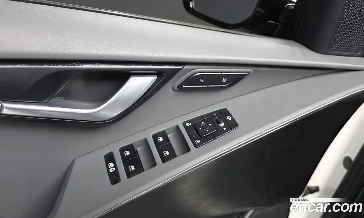 Kia Niro 2022 1.6 автомат (гидро), фото 23