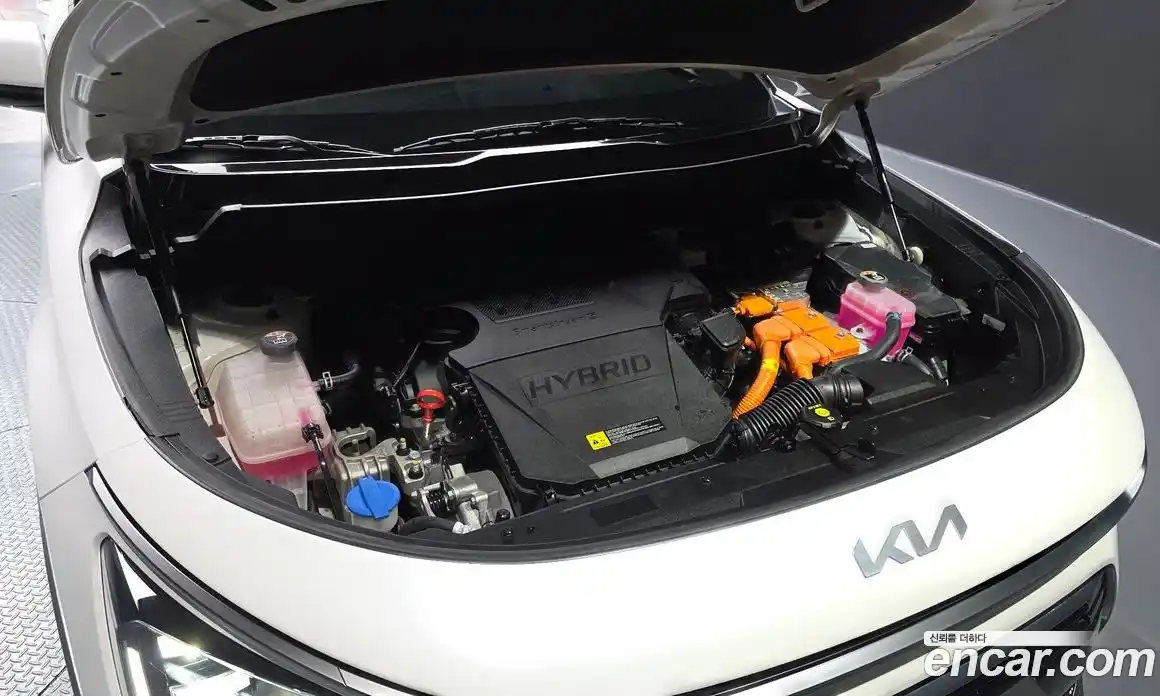 Kia Niro 2022 1.6 автомат (гидро), фото 5