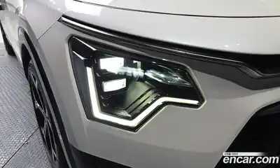 Kia Niro 2022 1.6 автомат (гидро), миниатюра 7