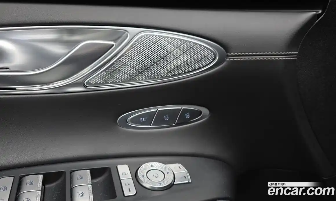 Genesis GV70 2022 2.5 автомат (гидро), фото 29