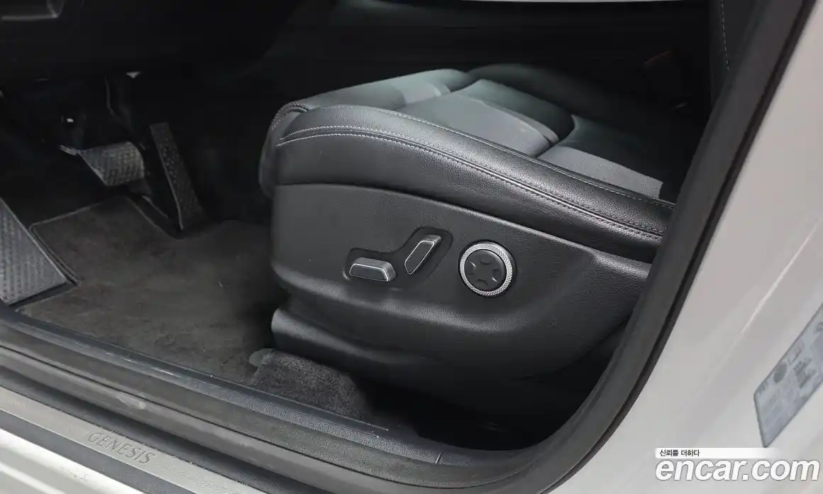 Genesis GV70 2022 2.5 автомат (гидро), фото 33