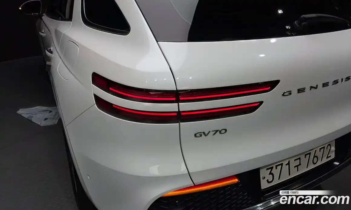 Genesis GV70 2022 2.5 автомат (гидро), фото 9
