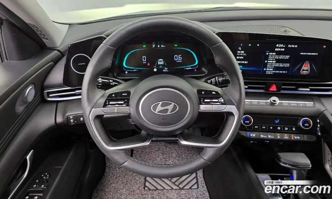 Hyundai Avante 2024 1.6 автомат (гидро), фото 13