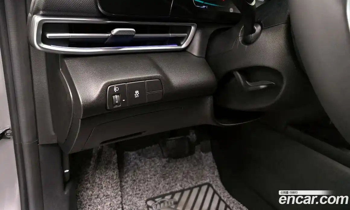 Hyundai Avante 2024 1.6 автомат (гидро), фото 19