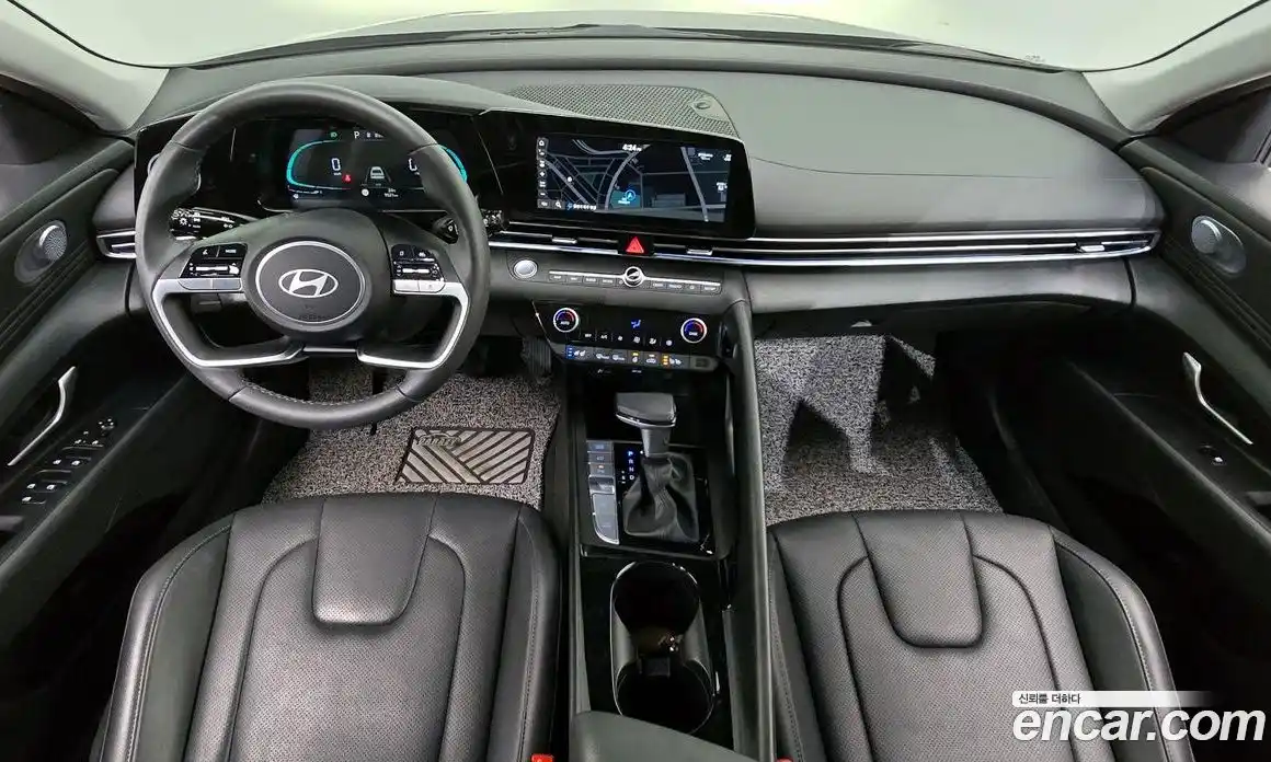 Hyundai Avante 2024 1.6 автомат (гидро), фото 7