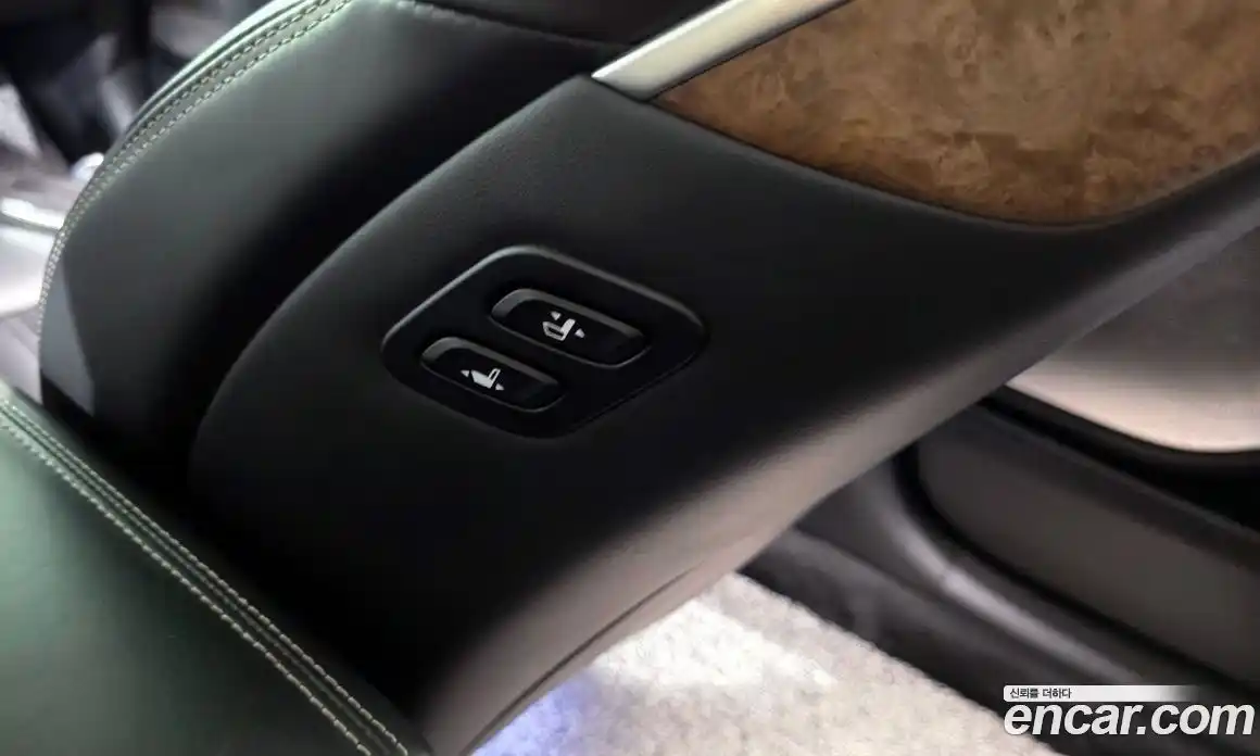 Genesis G90 2019 5.0 автомат (гидро), фото 31