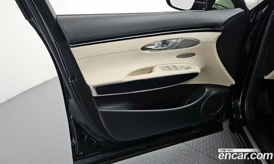 Genesis GV70 2022 3.5 автомат (гидро), фото 14
