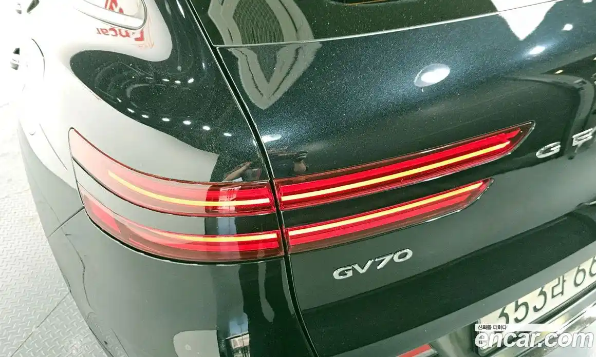 Genesis GV70 2022 3.5 автомат (гидро), фото 9