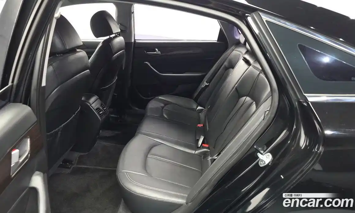 Hyundai Sonata 2018 2.0 автомат (гидро), фото 16