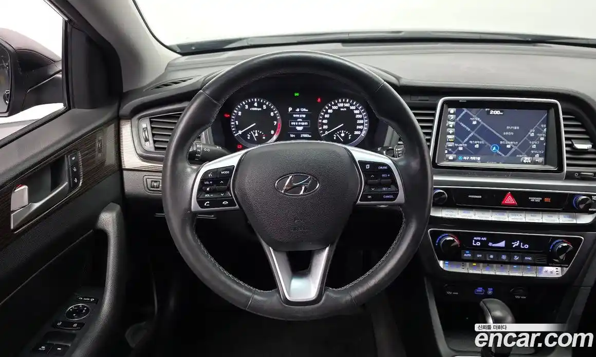 Hyundai Sonata 2018 2.0 автомат (гидро), фото 19