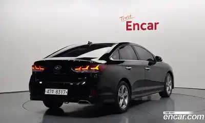 Hyundai Sonata 2018 2.0 автомат (гидро), миниатюра 2