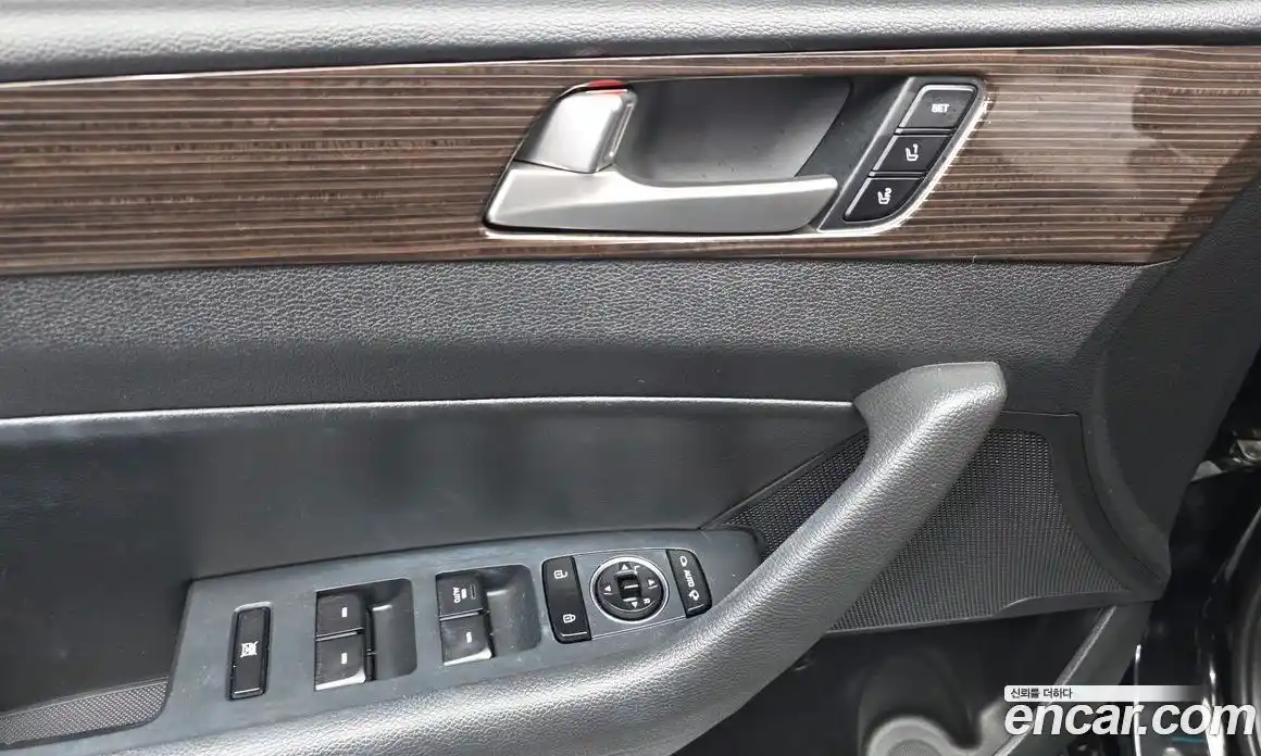 Hyundai Sonata 2018 2.0 автомат (гидро), фото 29