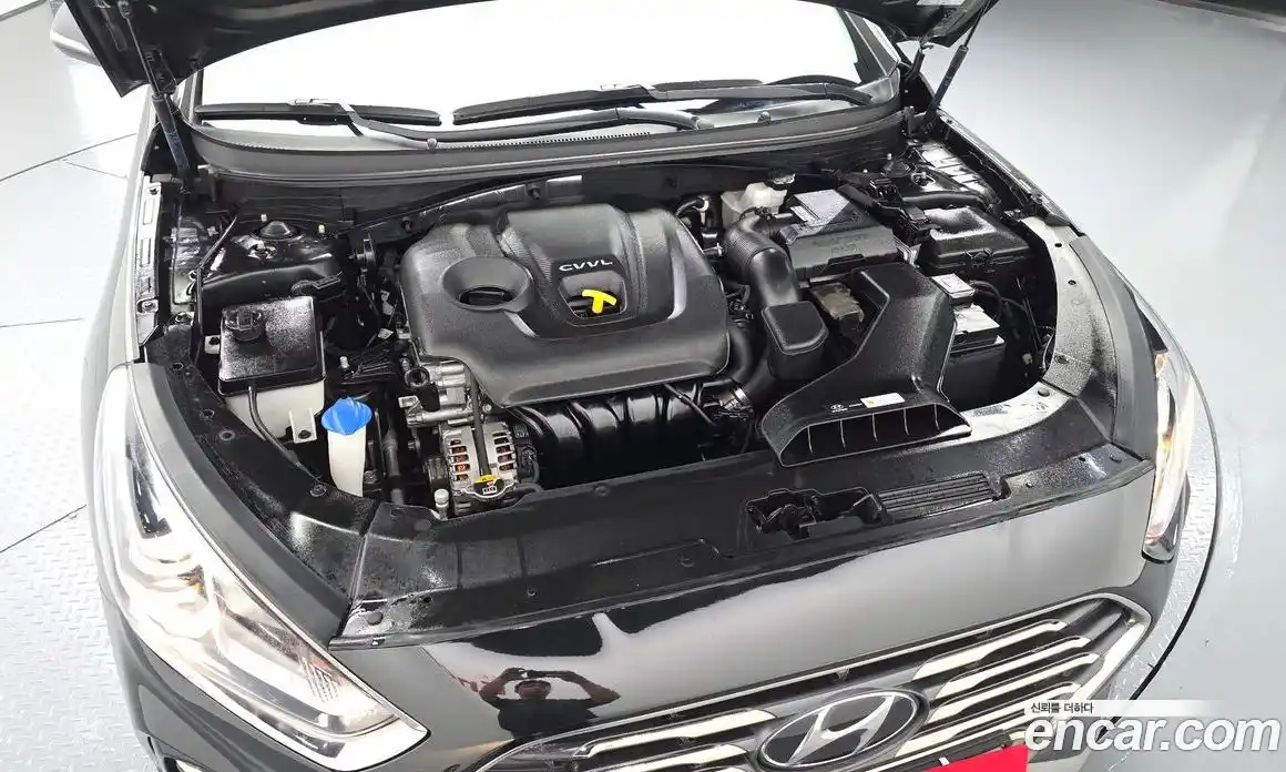 Hyundai Sonata 2018 2.0 автомат (гидро), фото 6