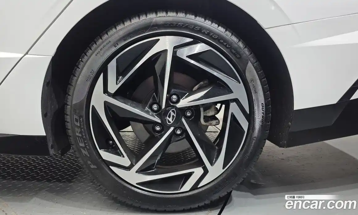Hyundai Sonata 2023 2.0 автомат (гидро), фото 7
