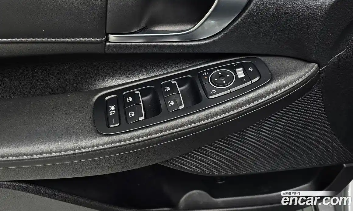 Hyundai Sonata 2024 2.0 автомат (гидро), фото 27