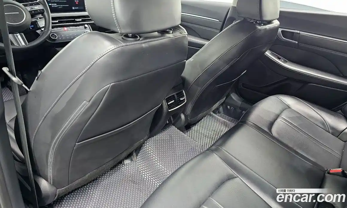 Hyundai Sonata 2024 2.0 автомат (гидро), фото 28