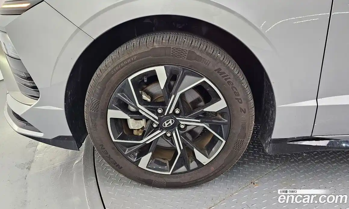 Hyundai Sonata 2024 2.0 автомат (гидро), фото 5