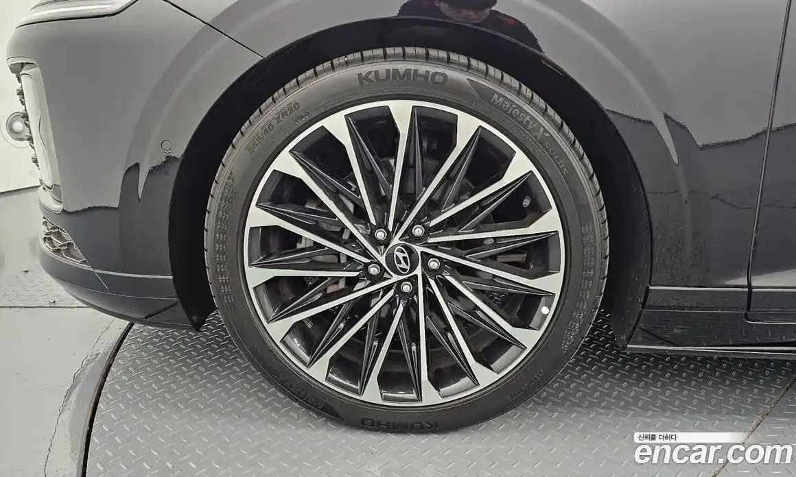 Hyundai Grandeur 2023 3.5 автомат (гидро), фото 5